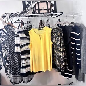 Women’s Medium Wardrobe Capsule | 11 Pieces-Tops & Dresses | Bonus Purse & Scarf